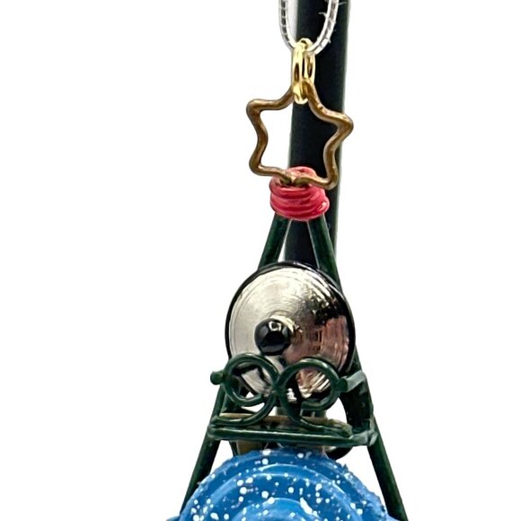 Hallmark Keepsake Ornament O Kitchen Rack 2005 Utensils Pots Bundt Pan - Picture 6 of 6